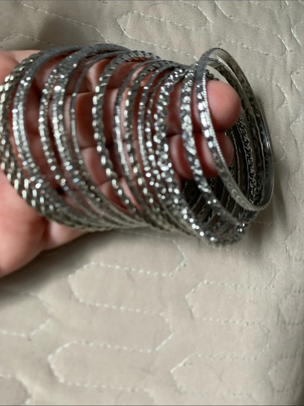 N/A chic silver